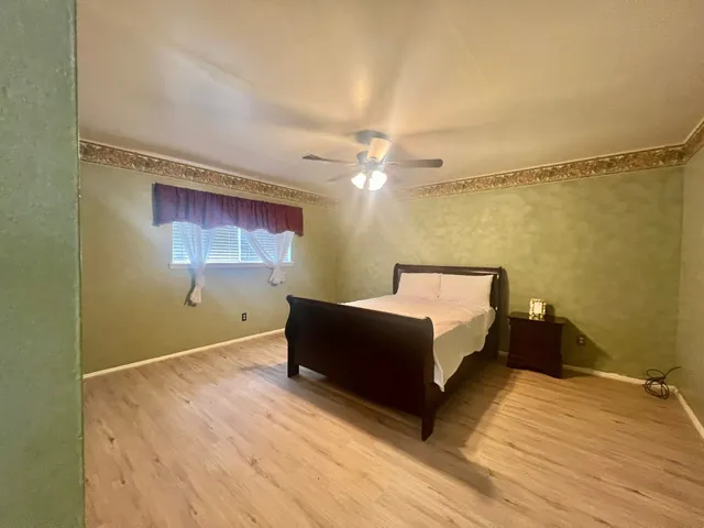 $1,800 | 11538 Neff Street, Houston, TX 77072