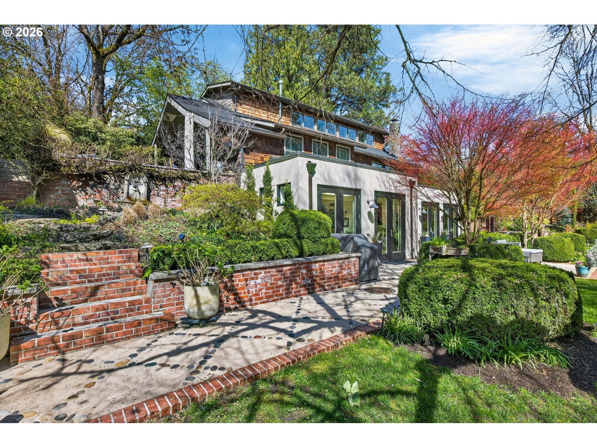 921 Southwest 57th Avenue Portland, OR 97221 - Photo 3 of 45