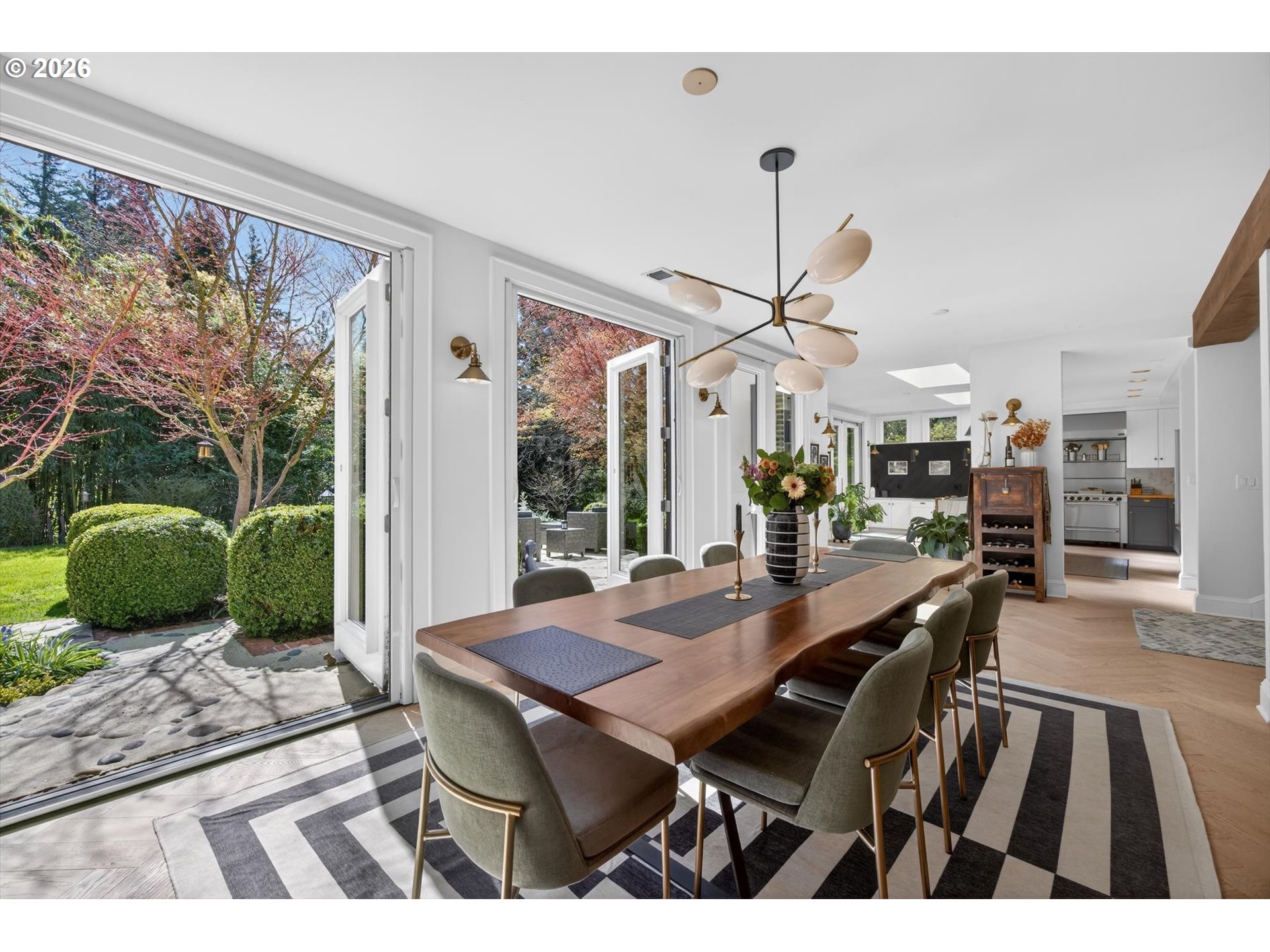 921 Southwest 57th Avenue Portland, OR 97221 - Photo 8 of 45 Dining Room