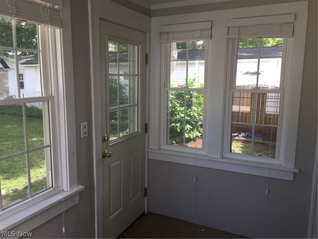 1623 Edgefield Road Lyndhurst, OH 44124 - Photo 16 of 34