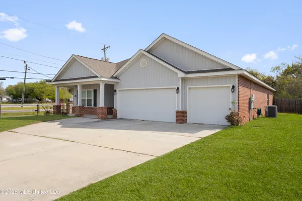 $359,900 | 9556 Mallette Drive, Biloxi, MS 39532
