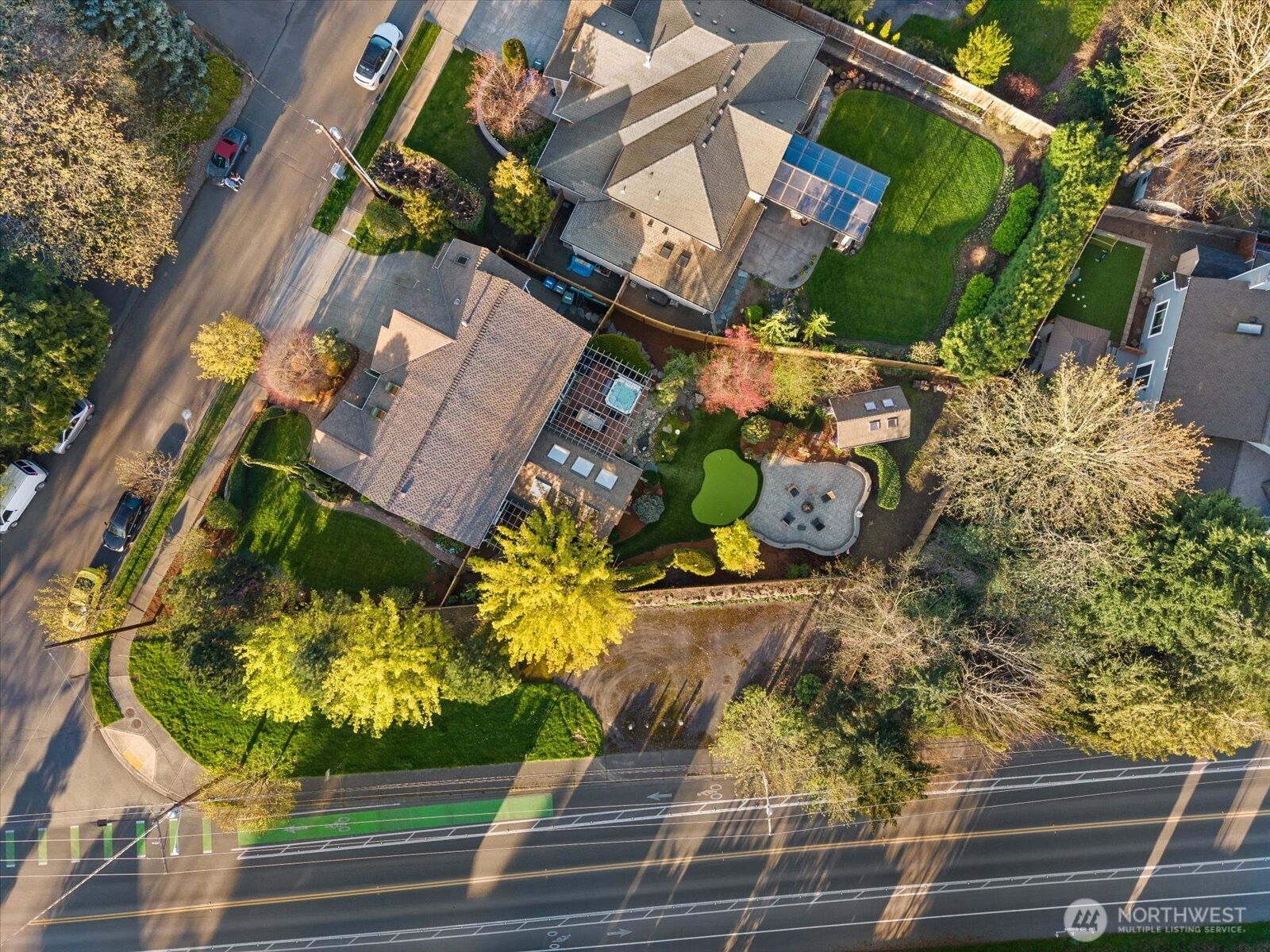 8907 Northeast 152nd Place Bothell, WA 98011 - Photo 36 of 40
