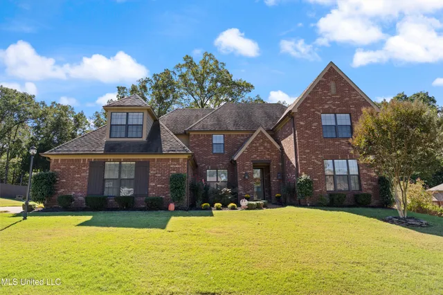 $453,000 | 7455 Featherston Cove, Olive Branch, MS 38654