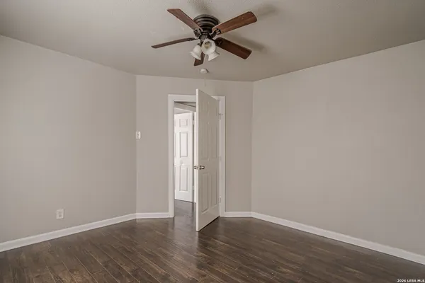 $1,050 | 2323 Arbor Place, Unit 3, San Antonio, TX 78207