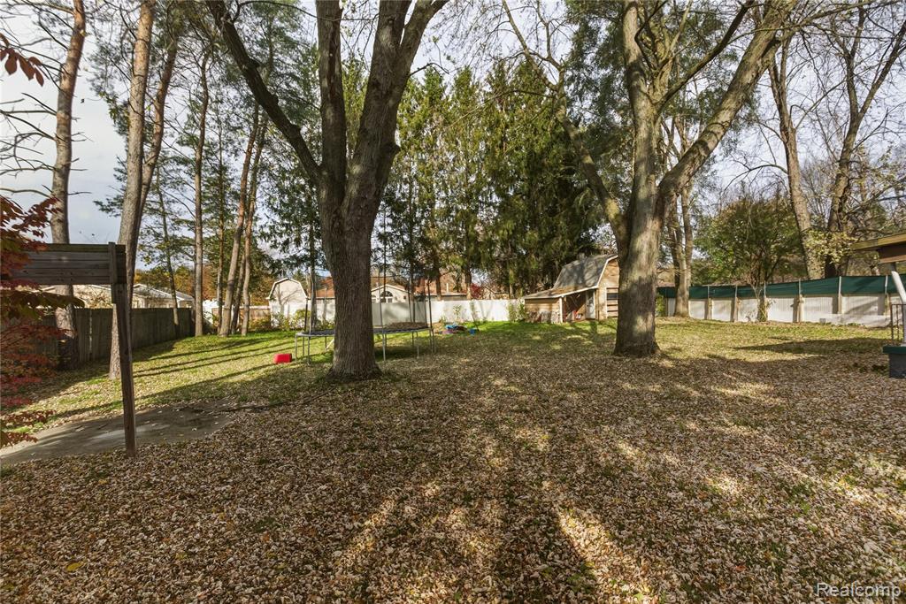 11033 Carr Road Davison, MI 48423 - Photo 28 of 37