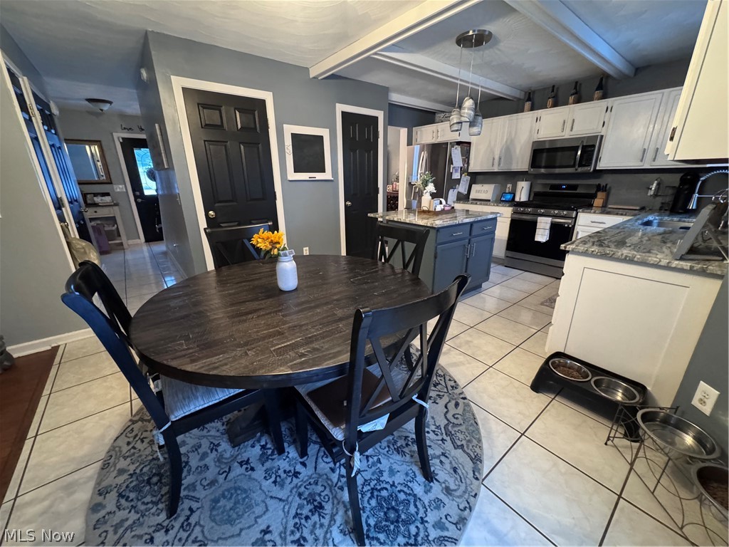 184 Darlington Road Southeast Warren, OH 44484 - Photo 9 of 13 Gallery Image 9
