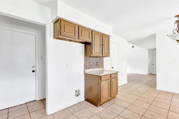 $205,000 | 4719 Silver Frost Drive, Houston, TX 77066