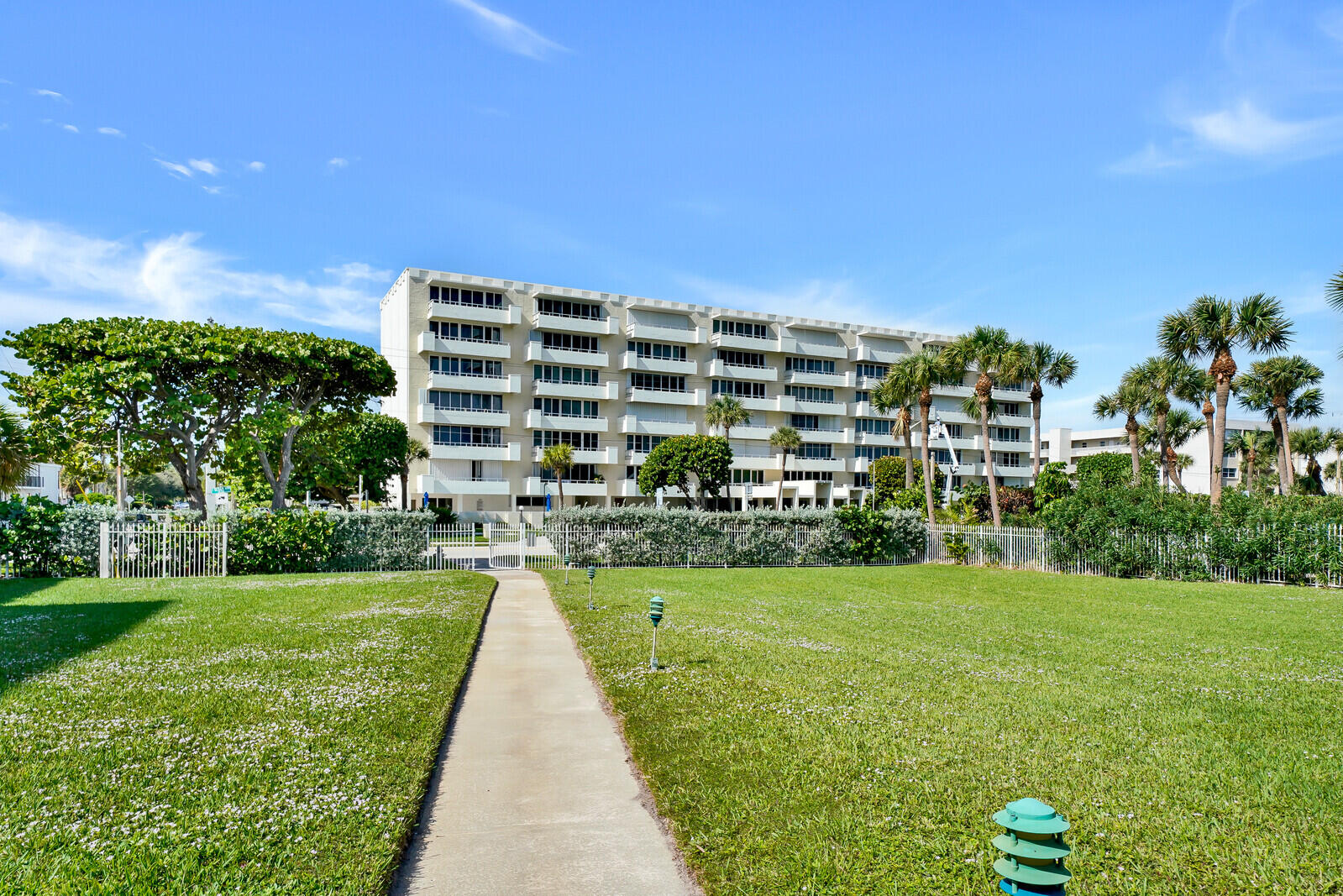 3051 South Ocean Boulevard, Unit 7020 Boca Raton, FL 33432 - Photo 31 of 41 32_Image_32_mls
