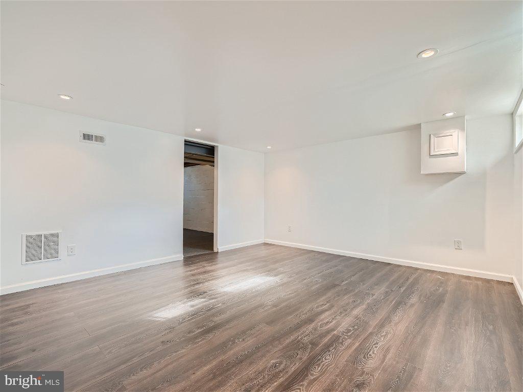 1506 Pentwood Road Baltimore, MD 21239 - Photo 24 of 28 Gallery Image 24