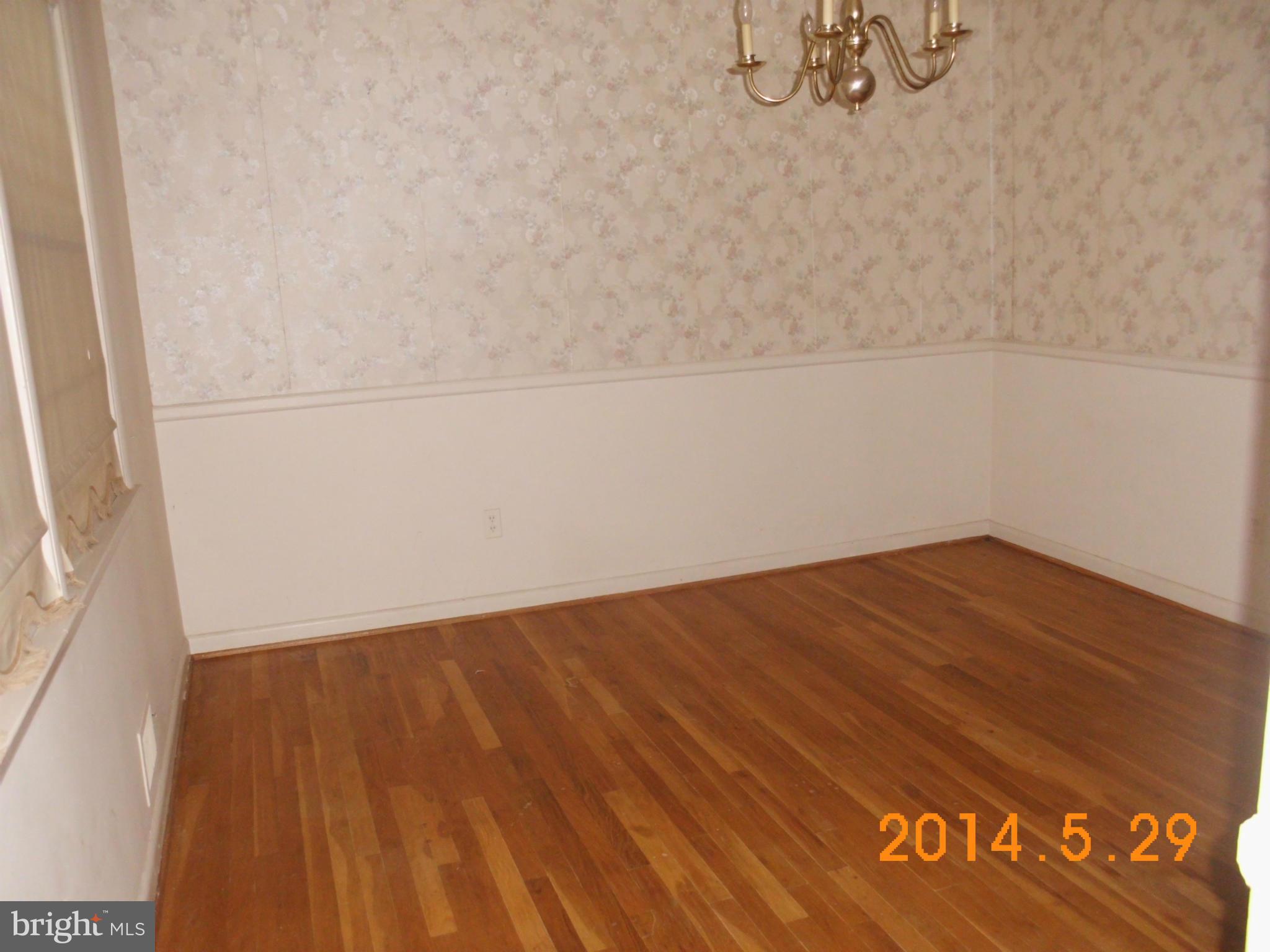 8500 Chervil Road Lanham, MD 20706 - Photo 3 of 12 Dining Room