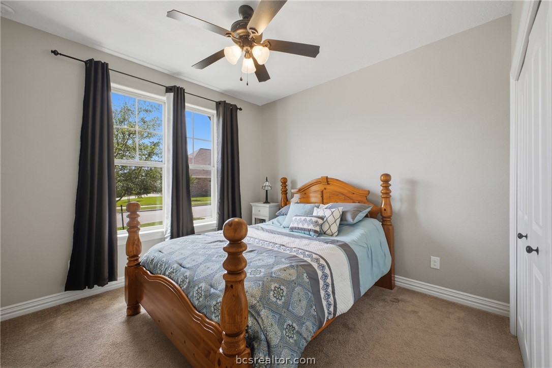 3114 Peterson Way Bryan, TX 77802 - Photo 14 of 35