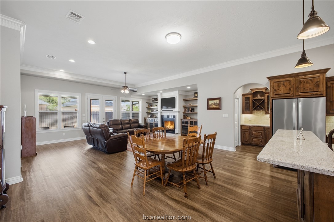 3114 Peterson Way Bryan, TX 77802 - Photo 10 of 35