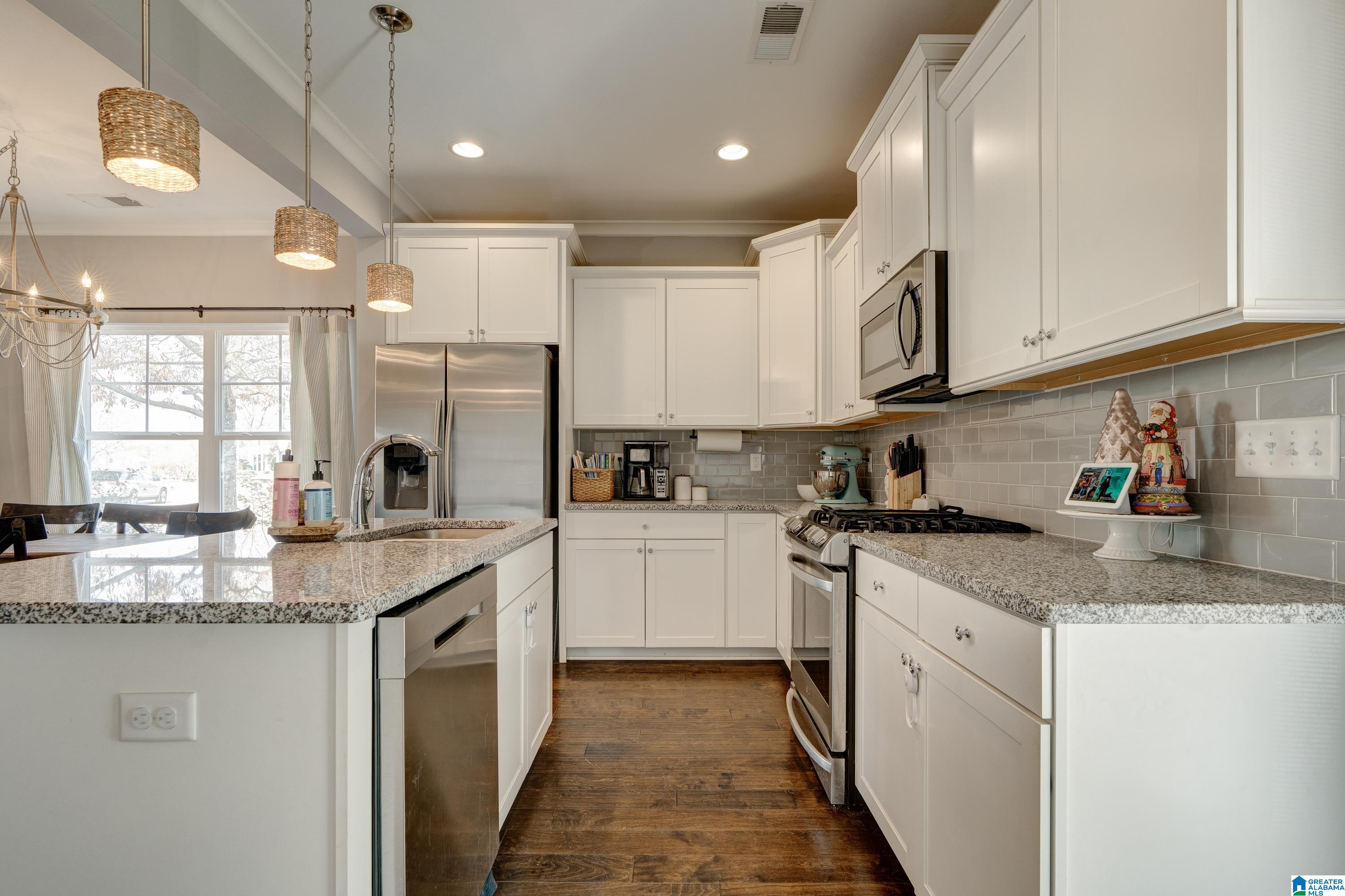 136 Appleford Road Helena, AL 35080 - Photo 17 of 50