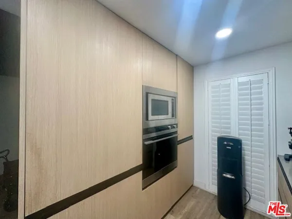 $5,200 | 7217 Marina Pacifica Drive, Long Beach, CA 90803