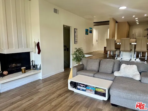 $5,200 | 7217 Marina Pacifica Drive, Long Beach, CA 90803