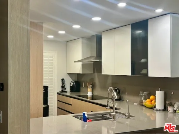 $5,200 | 7217 Marina Pacifica Drive, Long Beach, CA 90803