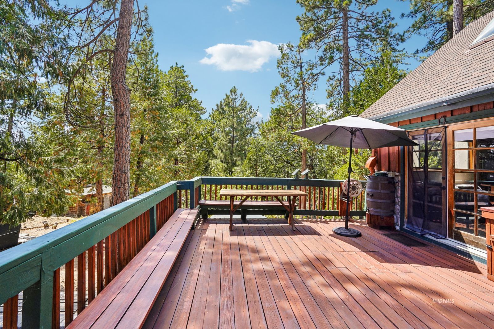 25447 Marion Ridge Drive Idyllwild, CA 92549 - Photo 26 of 41 Deck