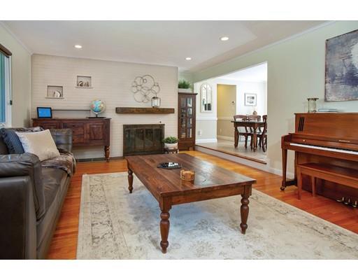 157 Evelyn Road Newton, MA 02468 - Photo 3 of 7 Gallery Image 3