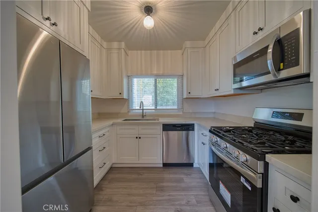 $4,450 | 926 Manhattan Beach Boulevard, Unit A, Manhattan Beach, CA 90266