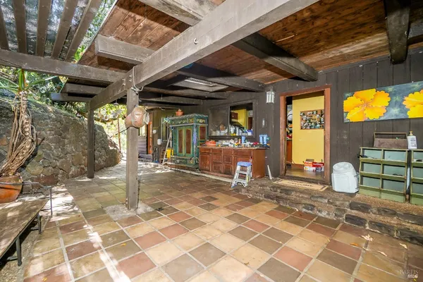 $1,095,000 | 21 Red Rock Way, San Rafael, CA 94903
