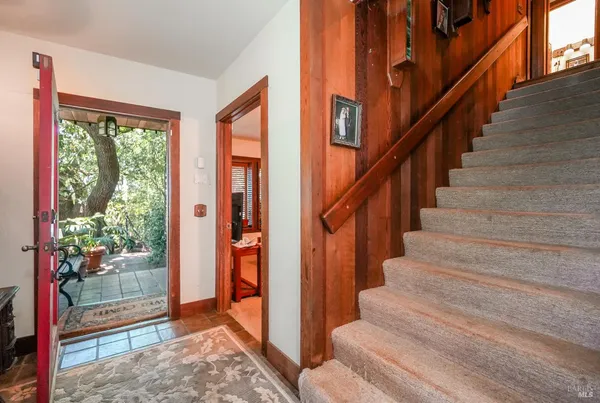 $1,095,000 | 21 Red Rock Way, San Rafael, CA 94903