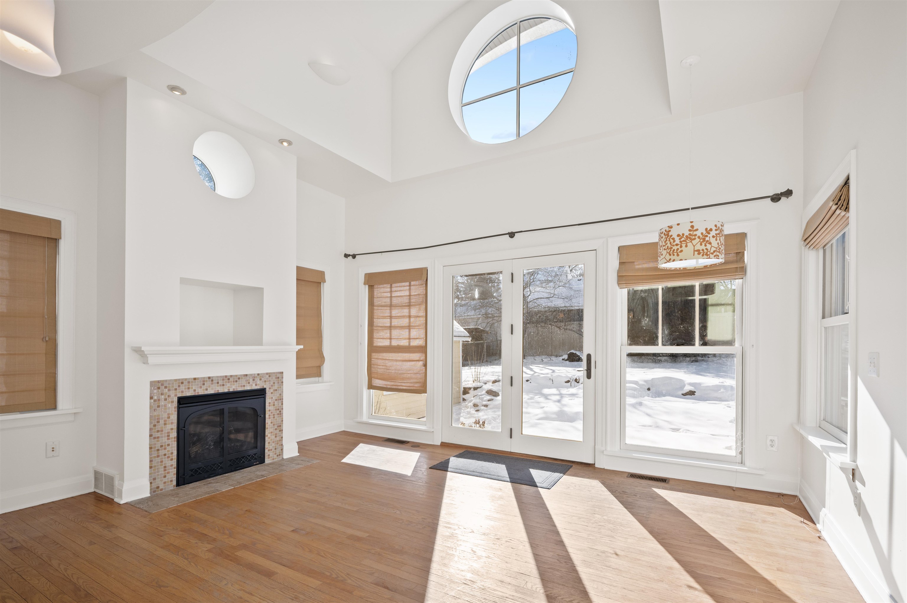 2725 Kendall Avenue Madison, WI 53705 - Photo 12 of 34