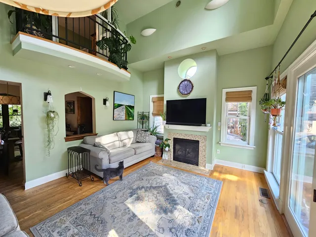 $629,900 | 2725 Kendall Avenue, Madison, WI 53705