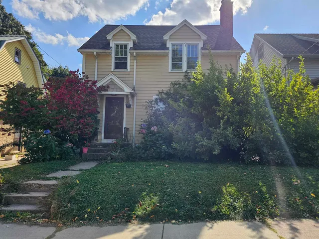 $629,900 | 2725 Kendall Avenue, Madison, WI 53705