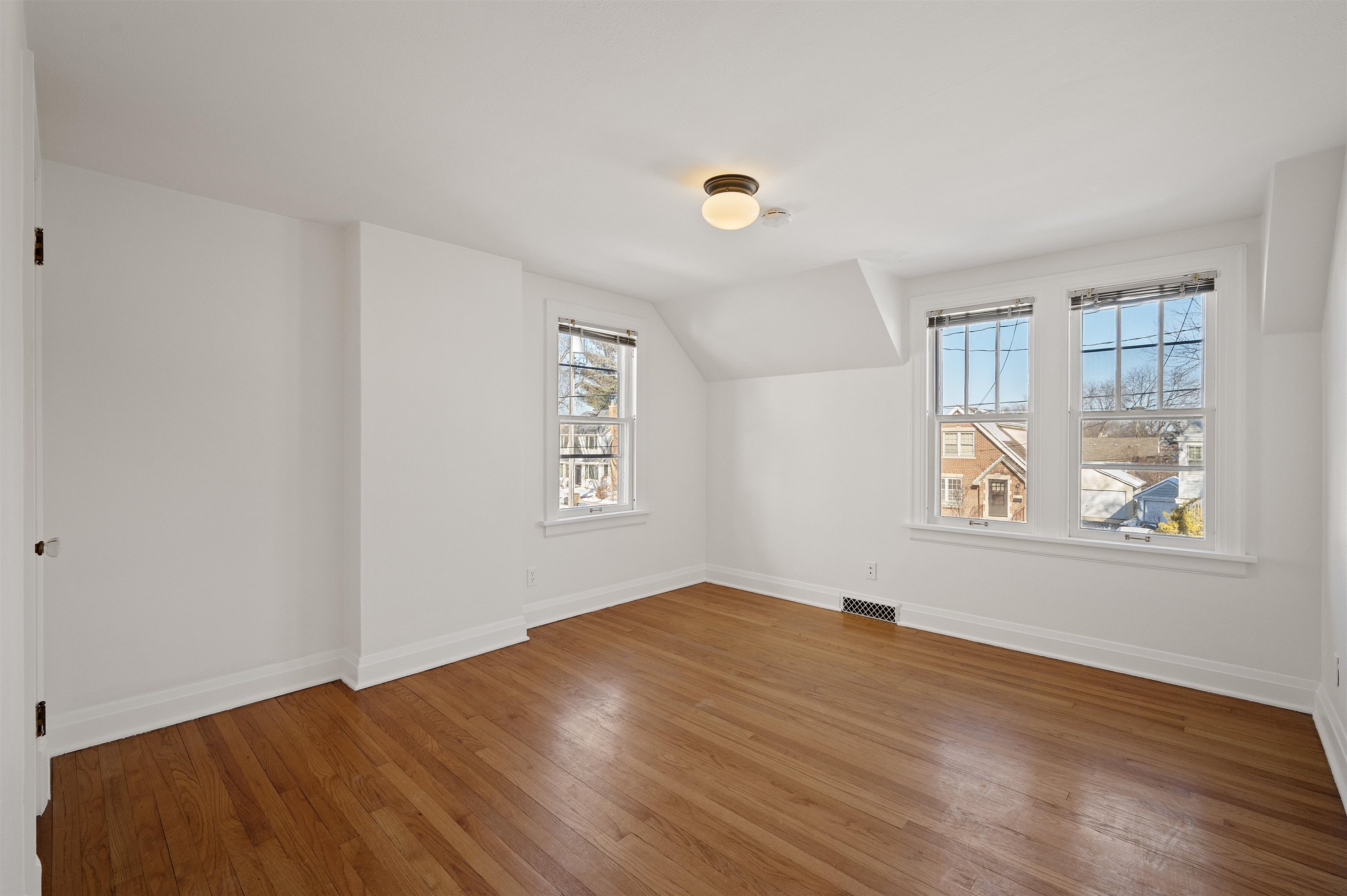 2725 Kendall Avenue Madison, WI 53705 - Photo 29 of 34