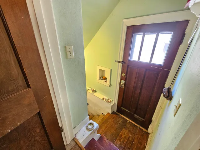 $629,900 | 2725 Kendall Avenue, Madison, WI 53705