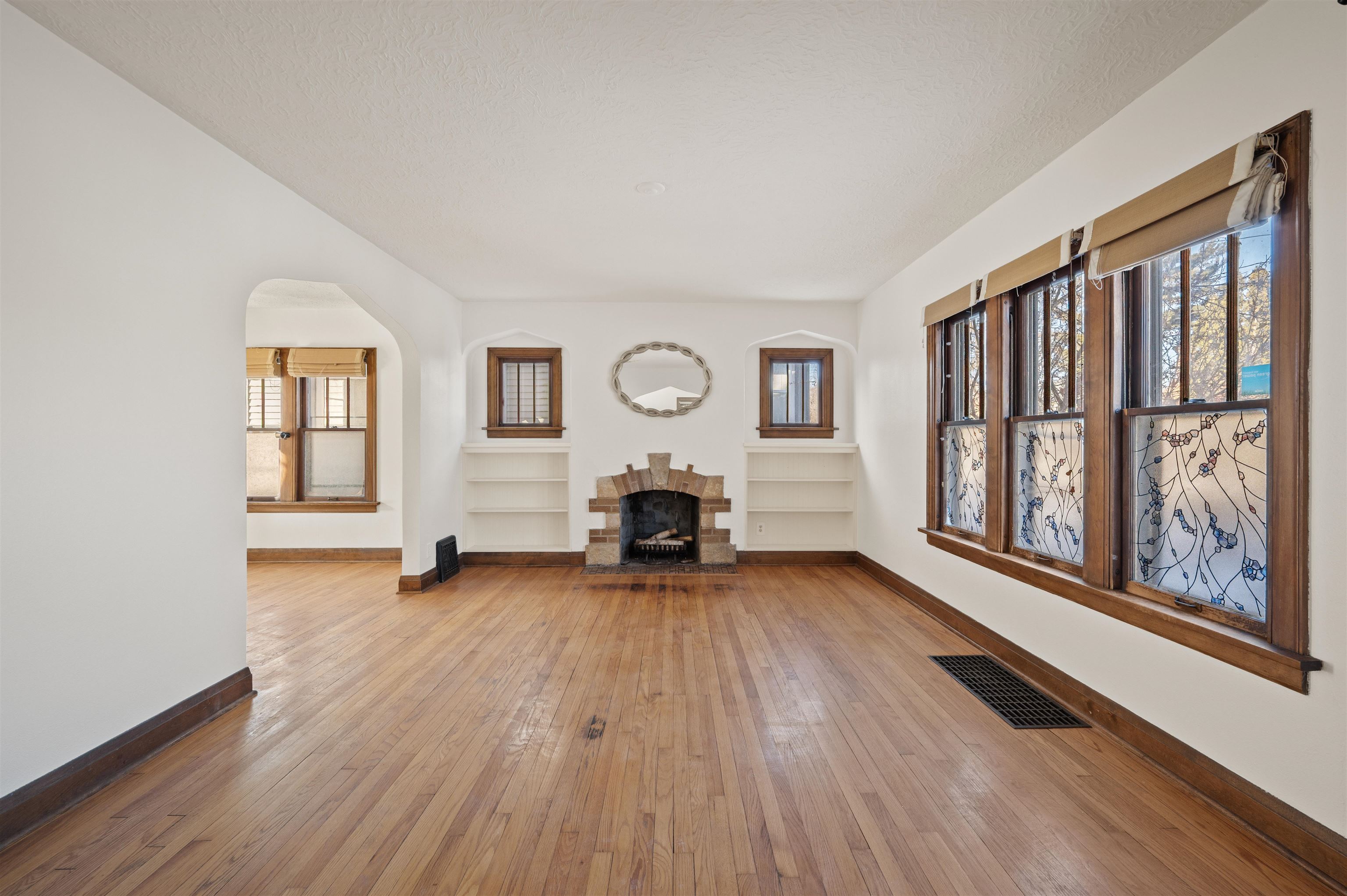 2725 Kendall Avenue Madison, WI 53705 - Photo 6 of 34