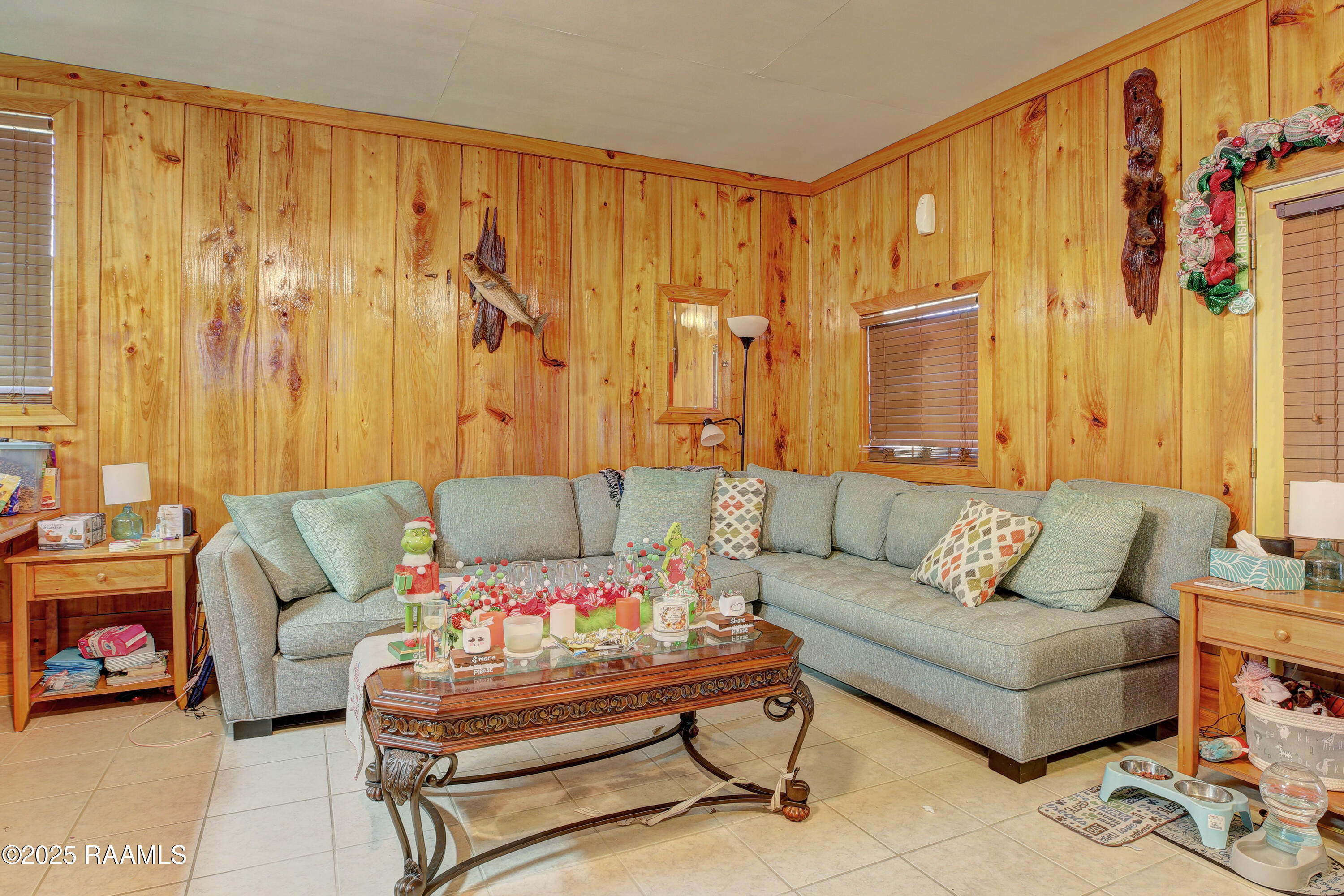 4616 Felix Road Youngsville, LA 70592 - Photo 5 of 16 Living Room
