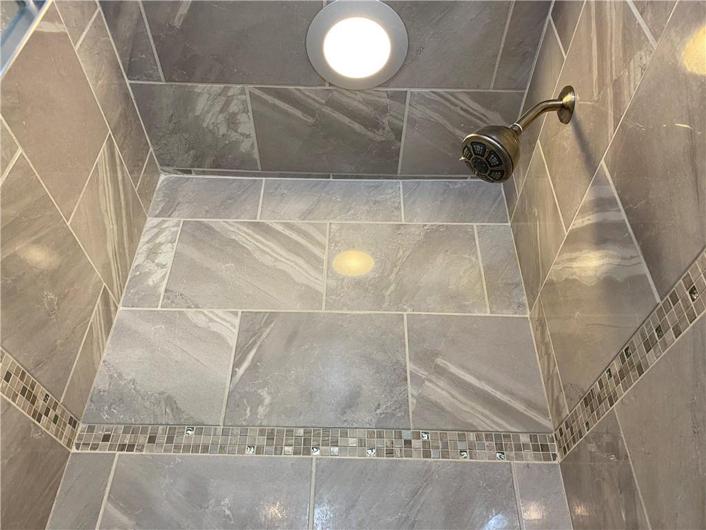 1403 Beulah Road Pittsburgh, PA 15235 - Photo 12 of 18 Gallery Image 12