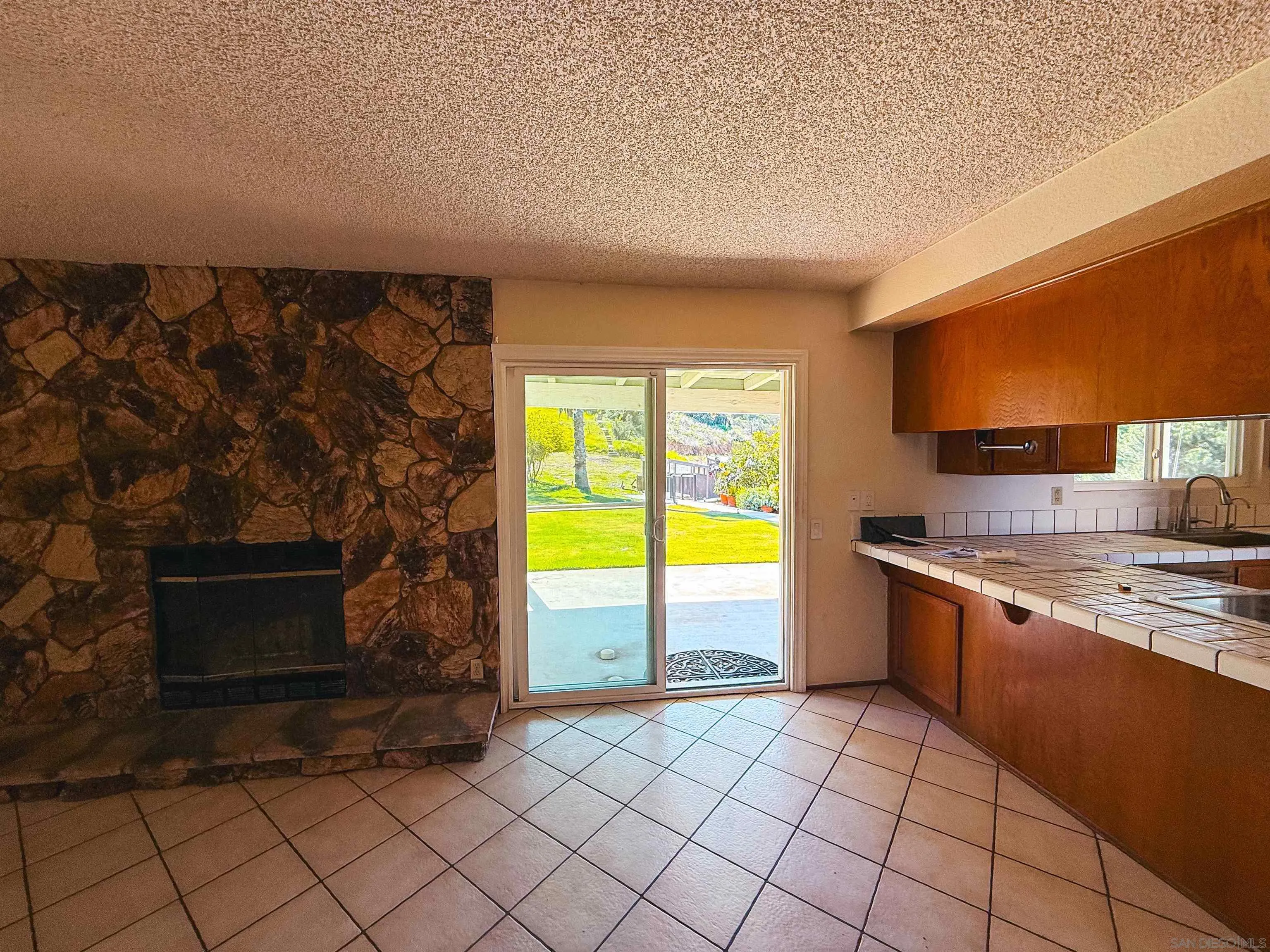 17649 Rancho De Carole Road Ramona, CA 92065 - Photo 16 of 22 Gallery Image 16