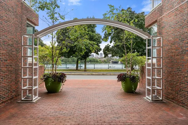 $10,500 | 75-83 Cambridge Parkway, Unit 101, Cambridge, MA 02142