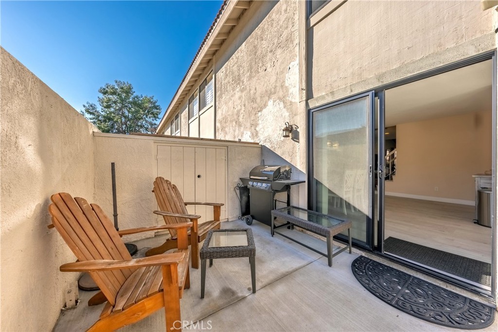 6147 Arroyo Road, Unit 4 Palm Springs, CA 92264 - Photo 12 of 31 Back patio off of kitchen with BBQ