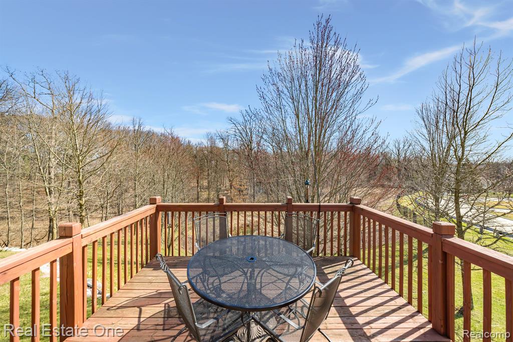 565 Andover Court Rochester Hills, MI 48306 - Photo 36 of 50
