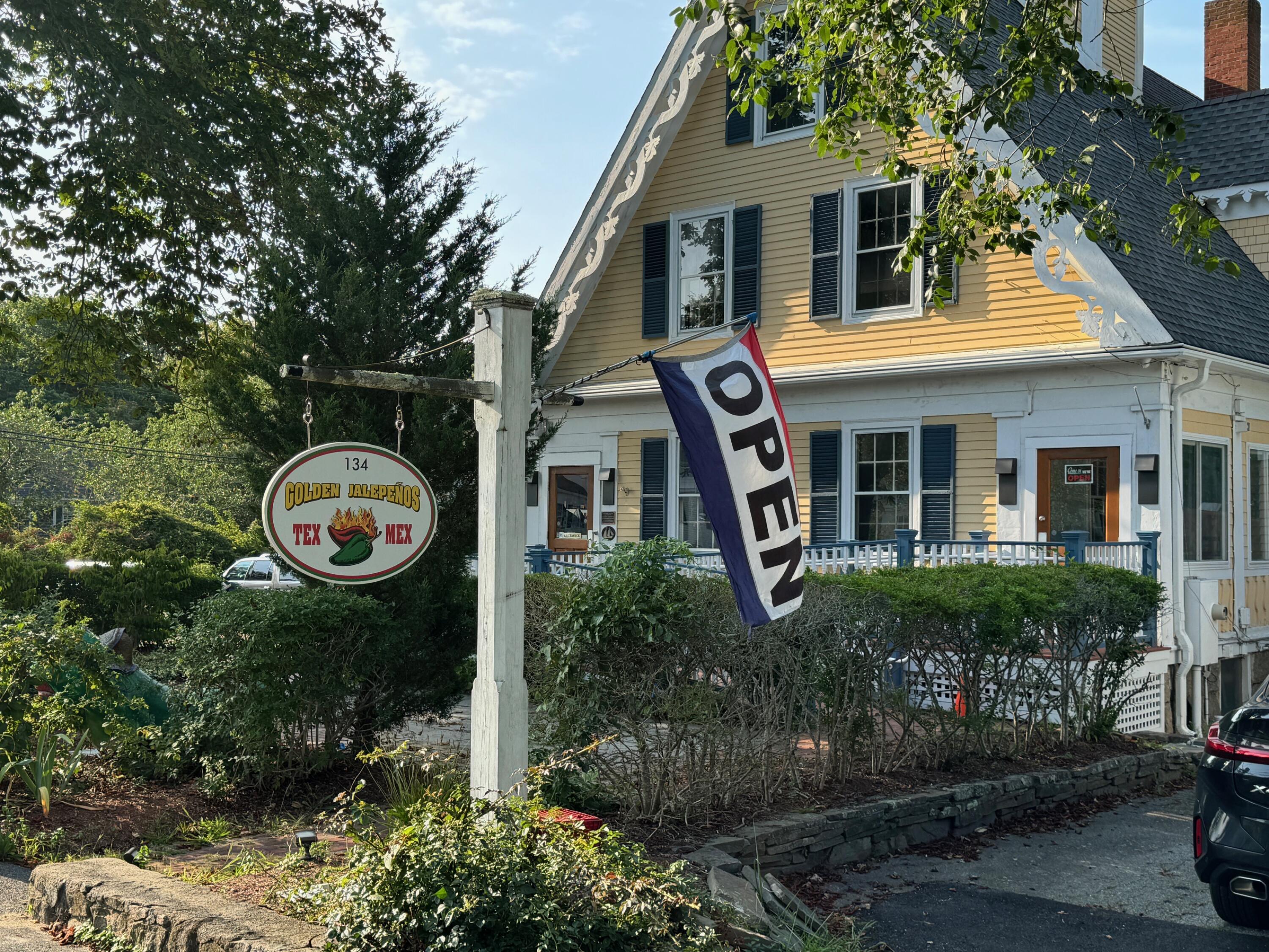 147 Route 6A Yarmouth Port, MA 02675 - Photo 7 of 10 147 Photo6