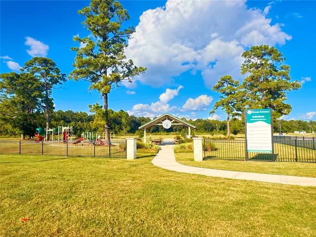 $2,300 | 14211 Alberta Spruce Lane, Crosby, TX 77532