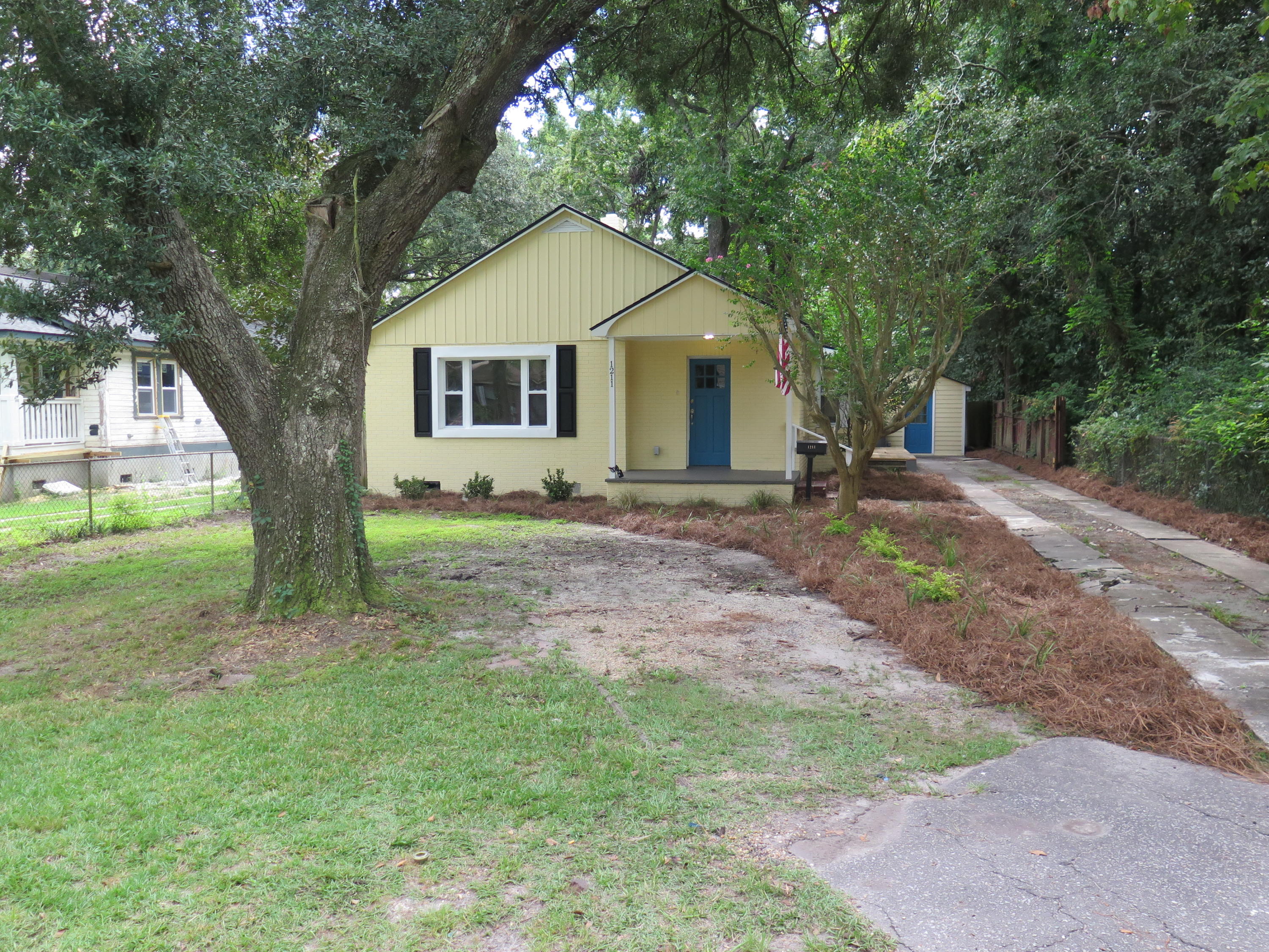 1211 Chesterfield Road North Charleston, SC 29405 - Photo 36 of 36 IMG_2740