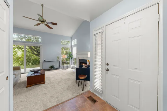 $315,000 | 30-w012 Mayfair Court, Warrenville, IL 60555