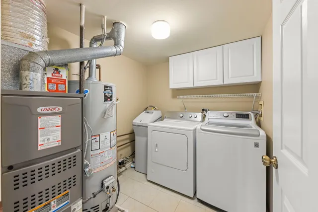 $315,000 | 30-w012 Mayfair Court, Warrenville, IL 60555