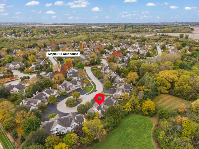 $315,000 | 30-w012 Mayfair Court, Warrenville, IL 60555