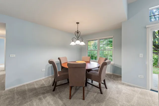 $315,000 | 30-w012 Mayfair Court, Warrenville, IL 60555