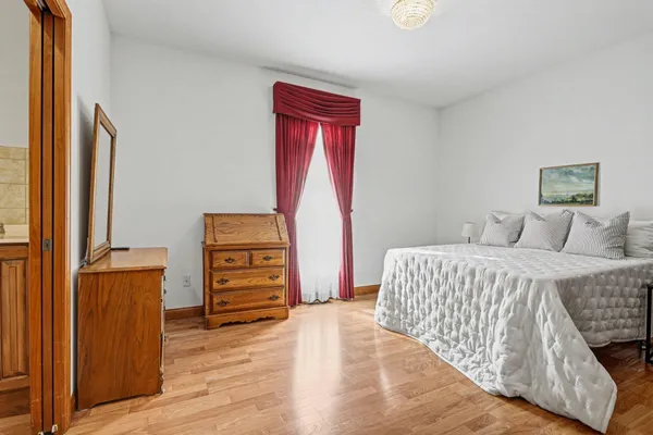 $470,000 | 43 Longmeadow Drive, Niles, MI 49120