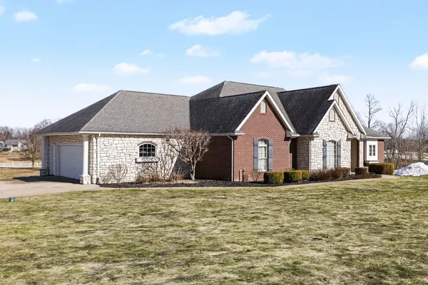 $470,000 | 43 Longmeadow Drive, Niles, MI 49120
