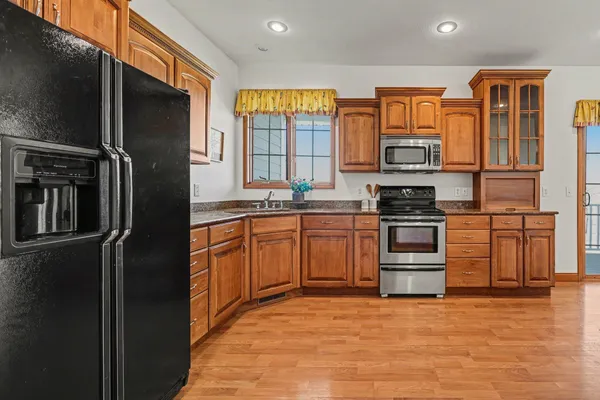 $470,000 | 43 Longmeadow Drive, Niles, MI 49120