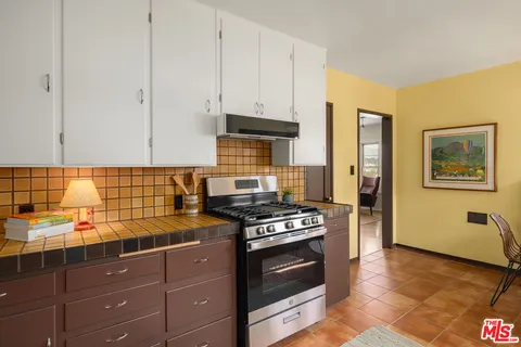 $1,175,000 | 2601 Adelbert Avenue, Los Angeles, CA 90039