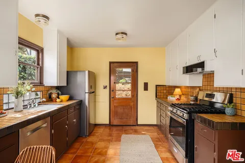 $1,175,000 | 2601 Adelbert Avenue, Los Angeles, CA 90039