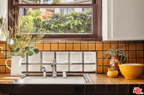$1,175,000 | 2601 Adelbert Avenue, Los Angeles, CA 90039